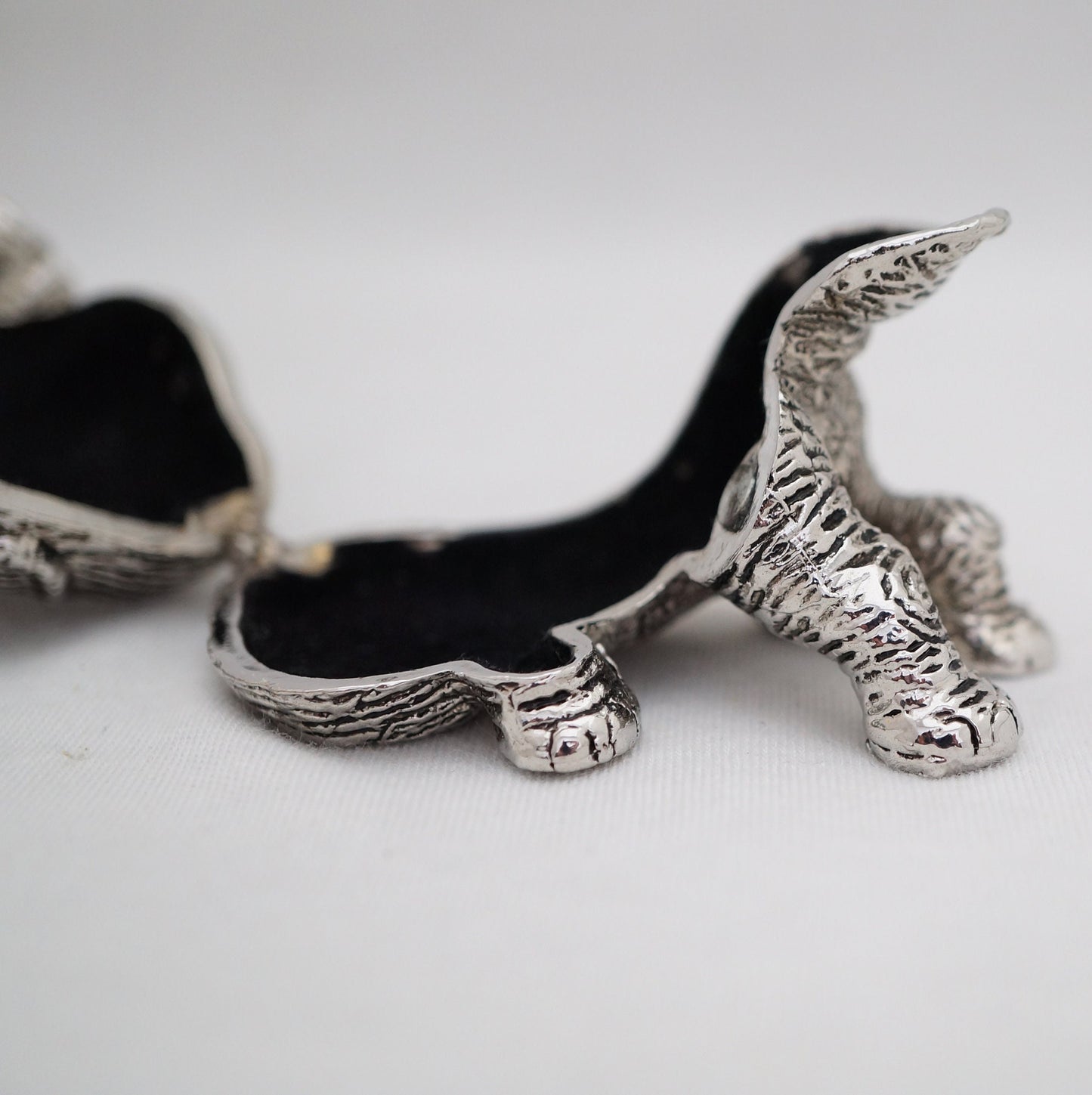 Cristiani Collezione Vintage Silver Sitting Elephant Trinket Box Pewter