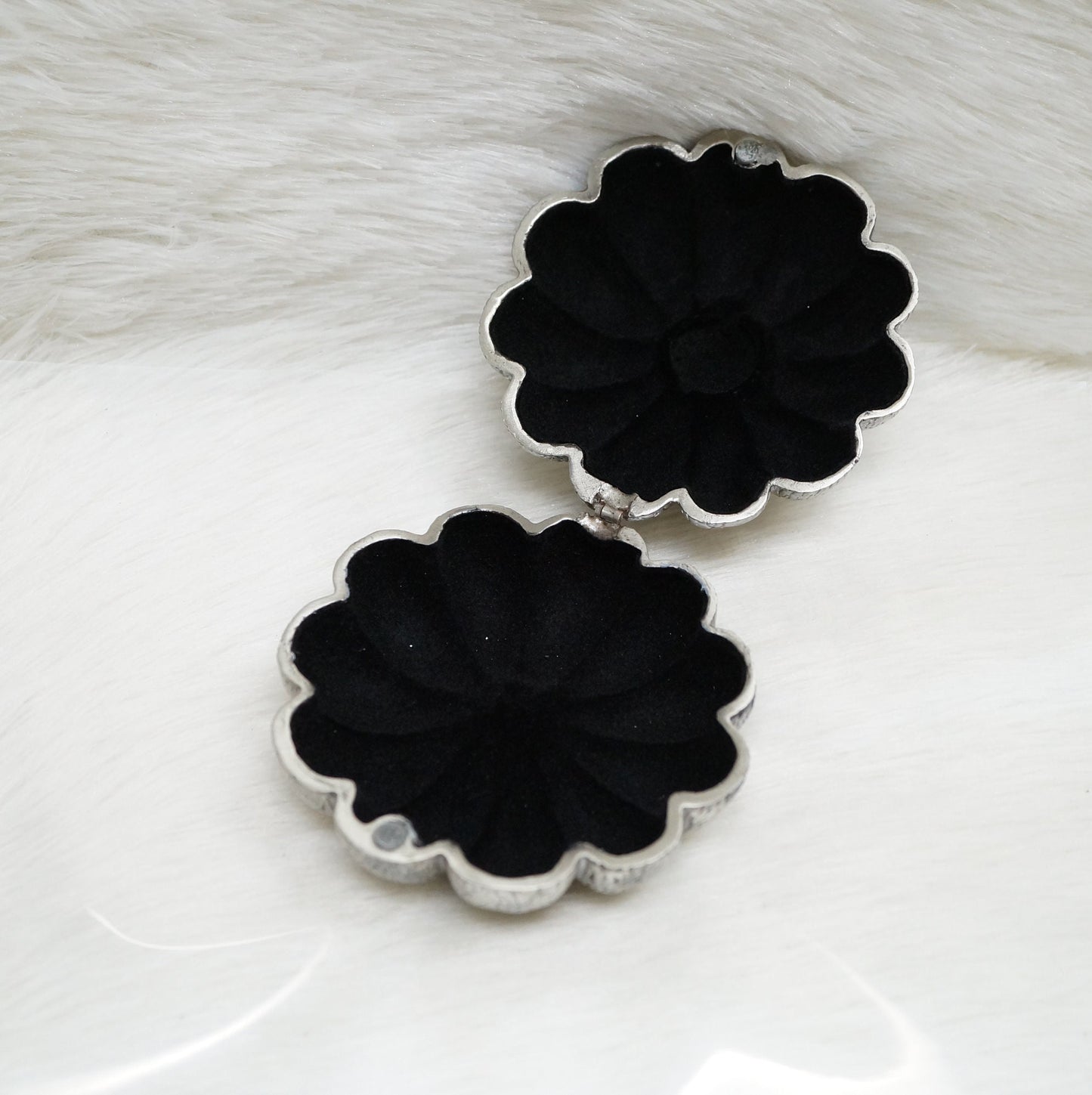 Christiani Collezione Large Silver Pumpkin Trinket Box.