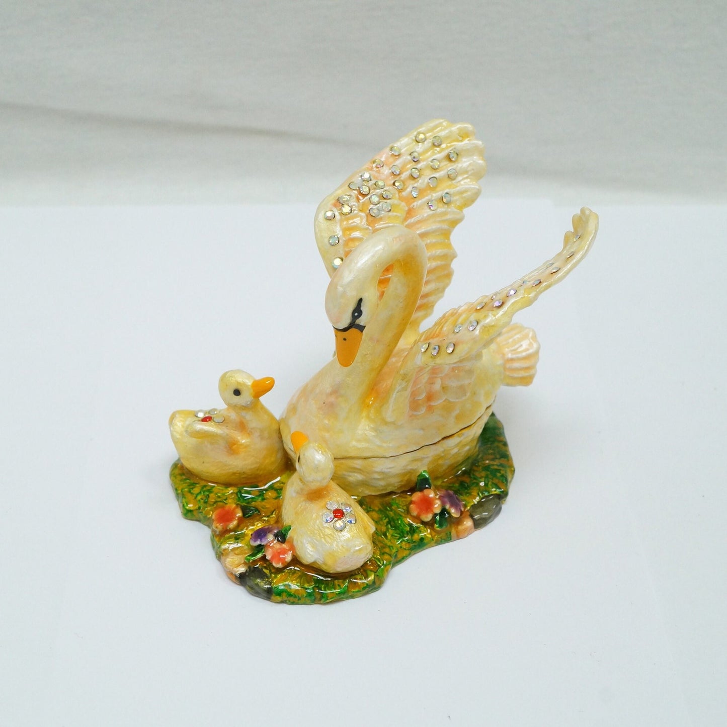 Vintage Mother Swan with Two Babies Swan Jeweled Pewter Trinket