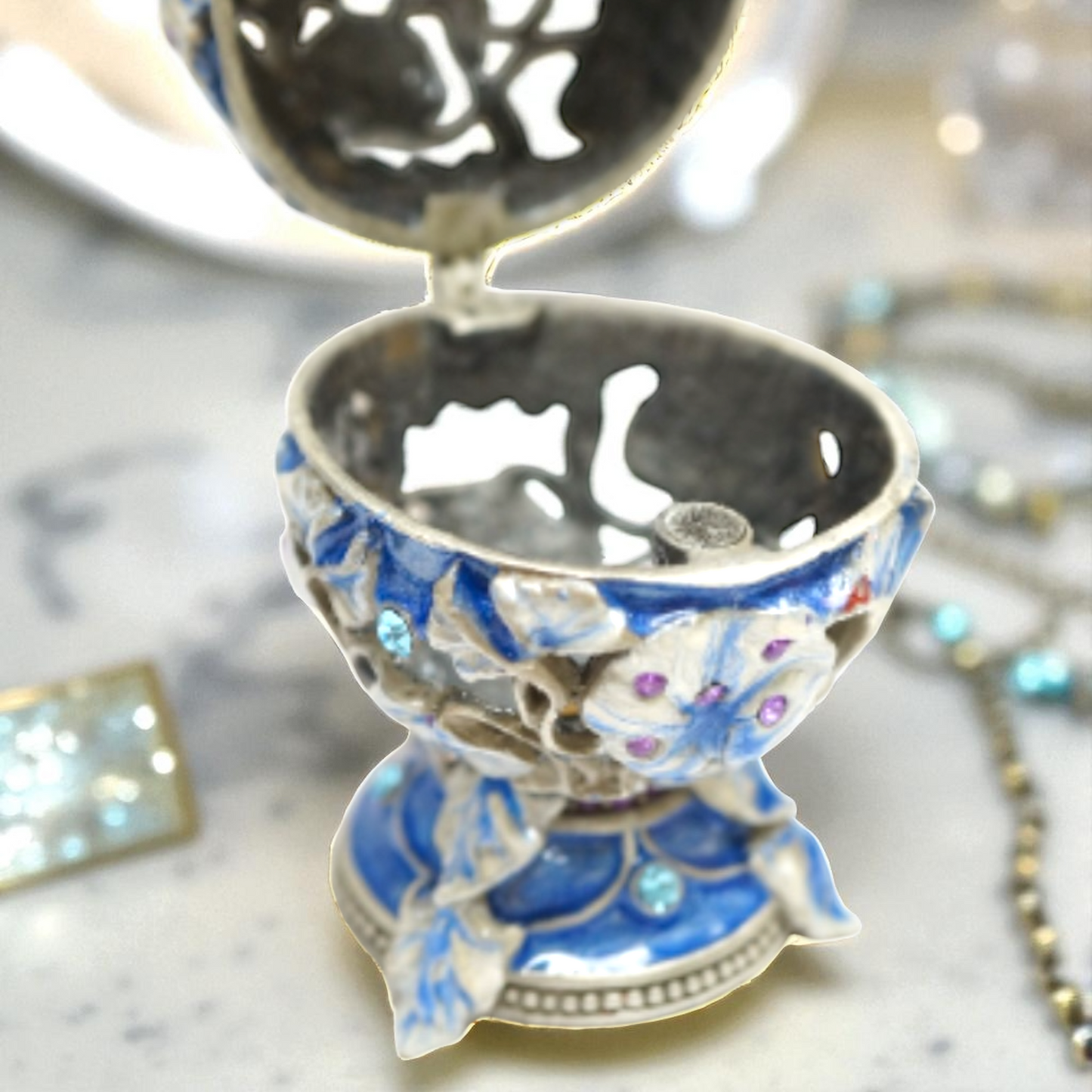 Crisitiani Collezione Blue Leaf Egg Trinket Box