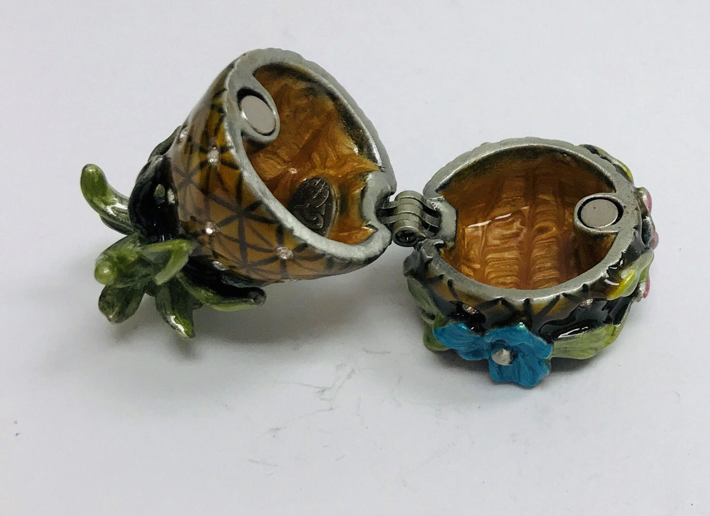 Cristiani Collezione Small Pineapple Trinket Box.