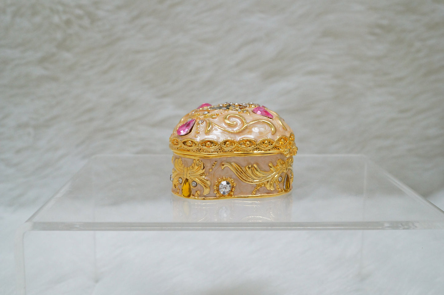 Cristiani Collezione Gold Pink Butterfly Design  Lid Jeweled Trinket Box 14K Gold Plated