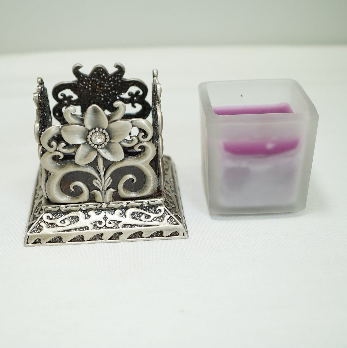 Cristiani Collezione Silver Flower Pattern Candle Holder