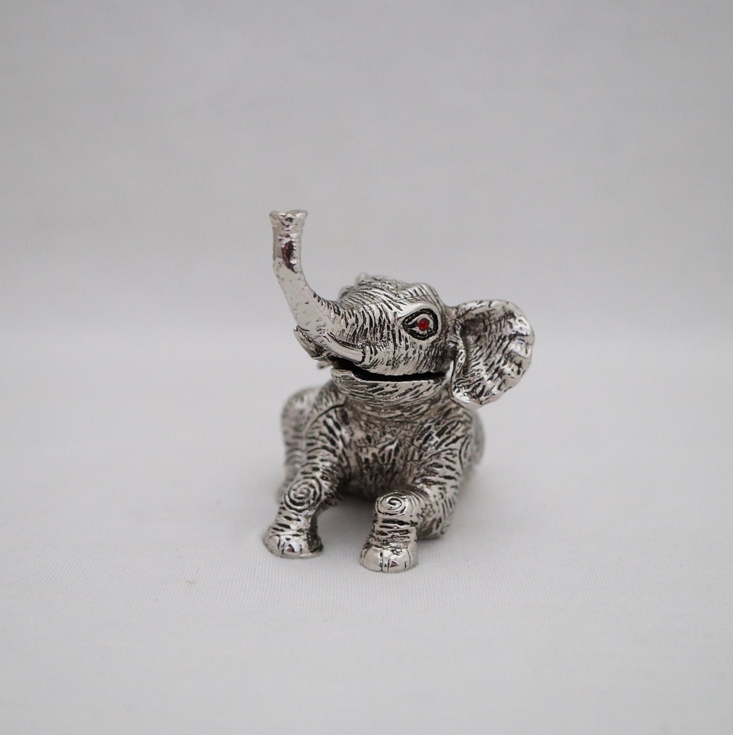 Cristiani Collezione Vintage Silver Sitting Elephant Trinket Box Pewter